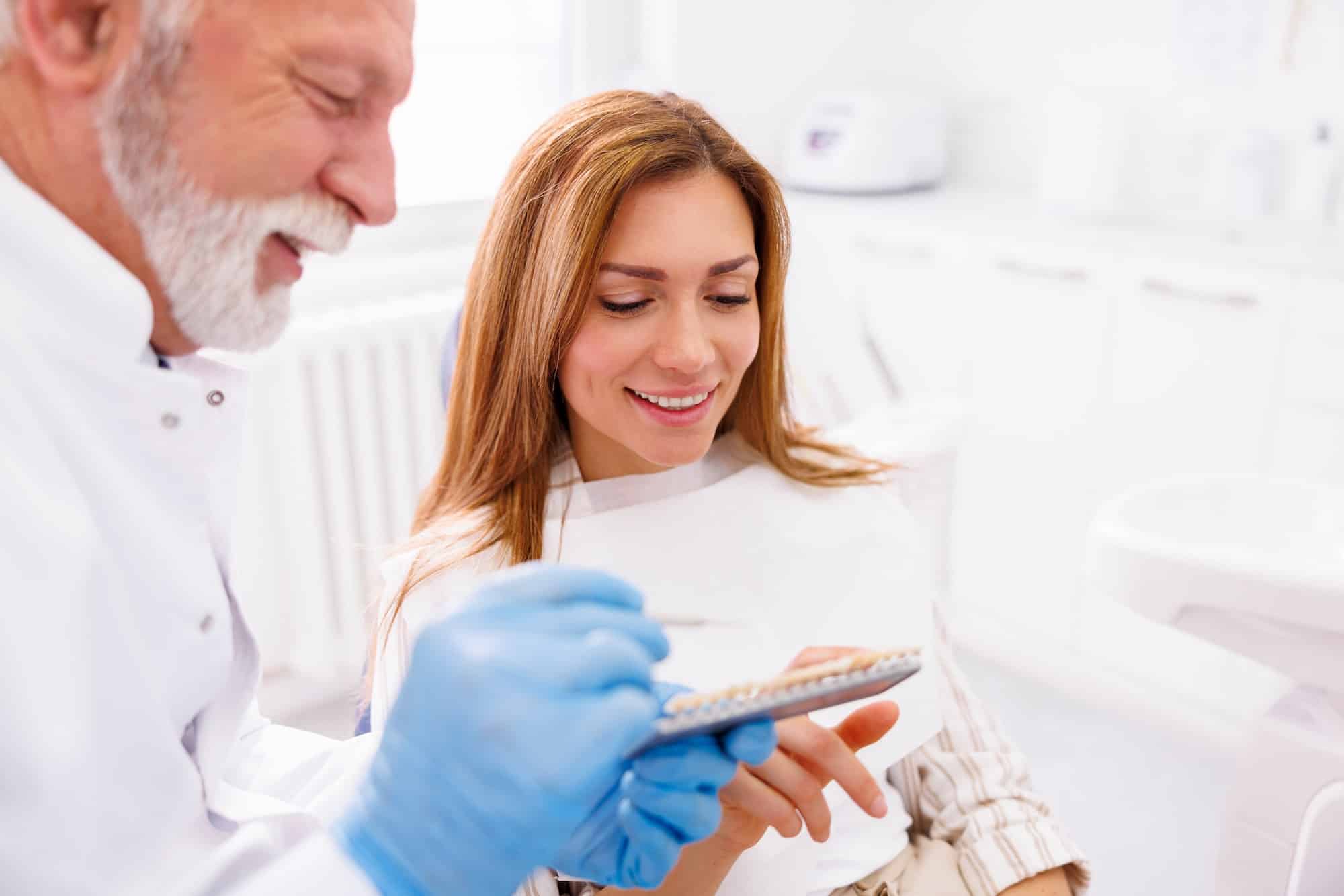 Read more about the article Veneer Maintenance: Tips and Tricks for a Lifelong Lustrous Smile